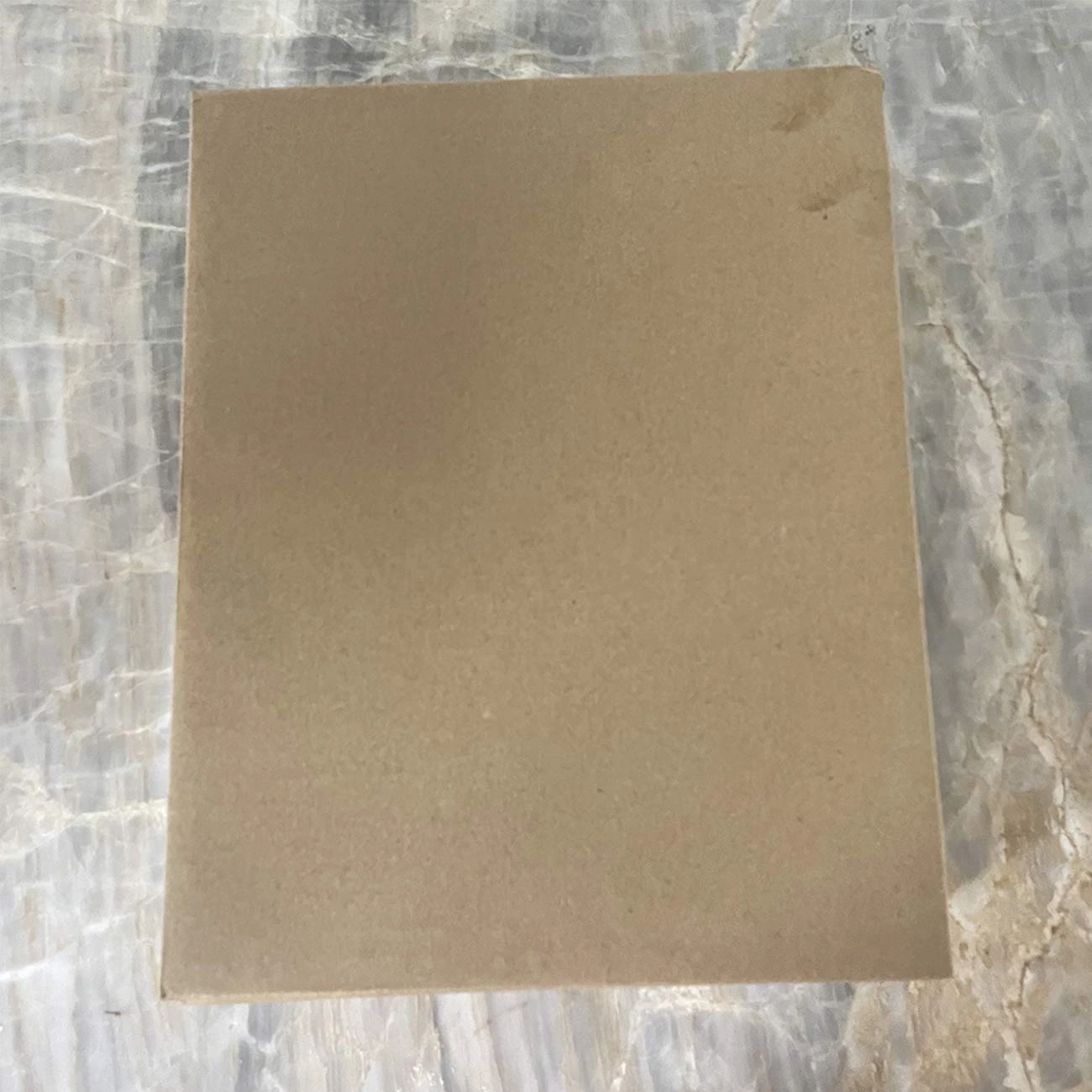 4G LTE Flat Panel Antenna 698-2700MHz Signal Boost Patch Panel Antenna Directional Wall Mounted Signal Amplifier