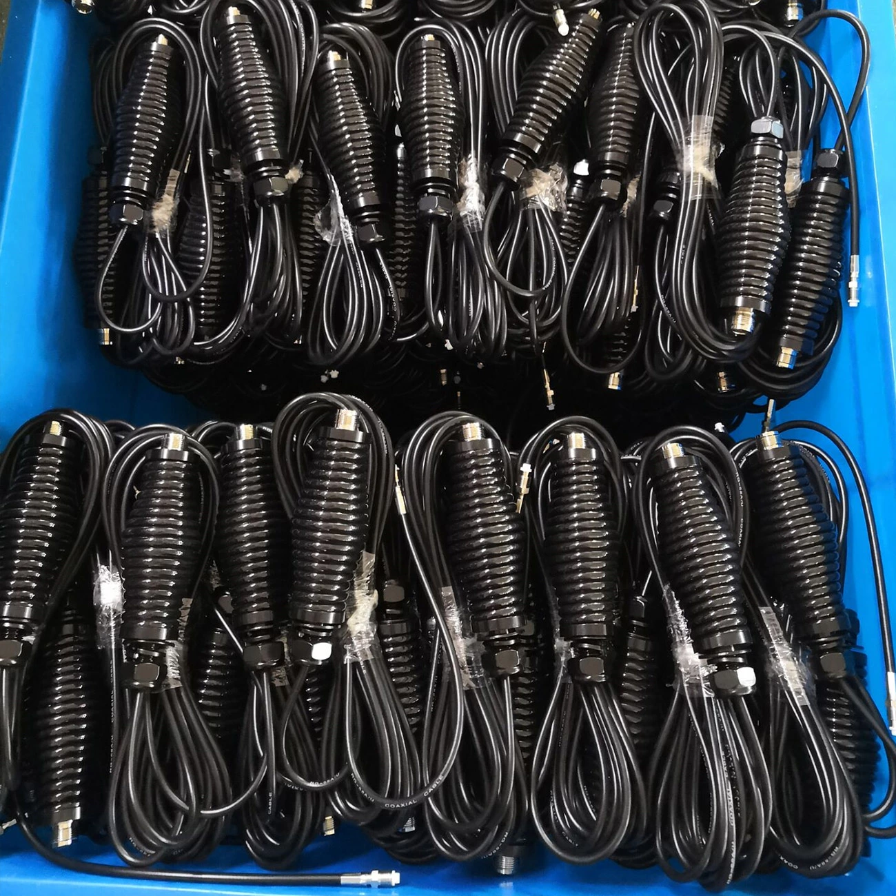 698-2700MHz Off Road Mobile car Antenna Omni Radiation Radio Antenna for Car Communication