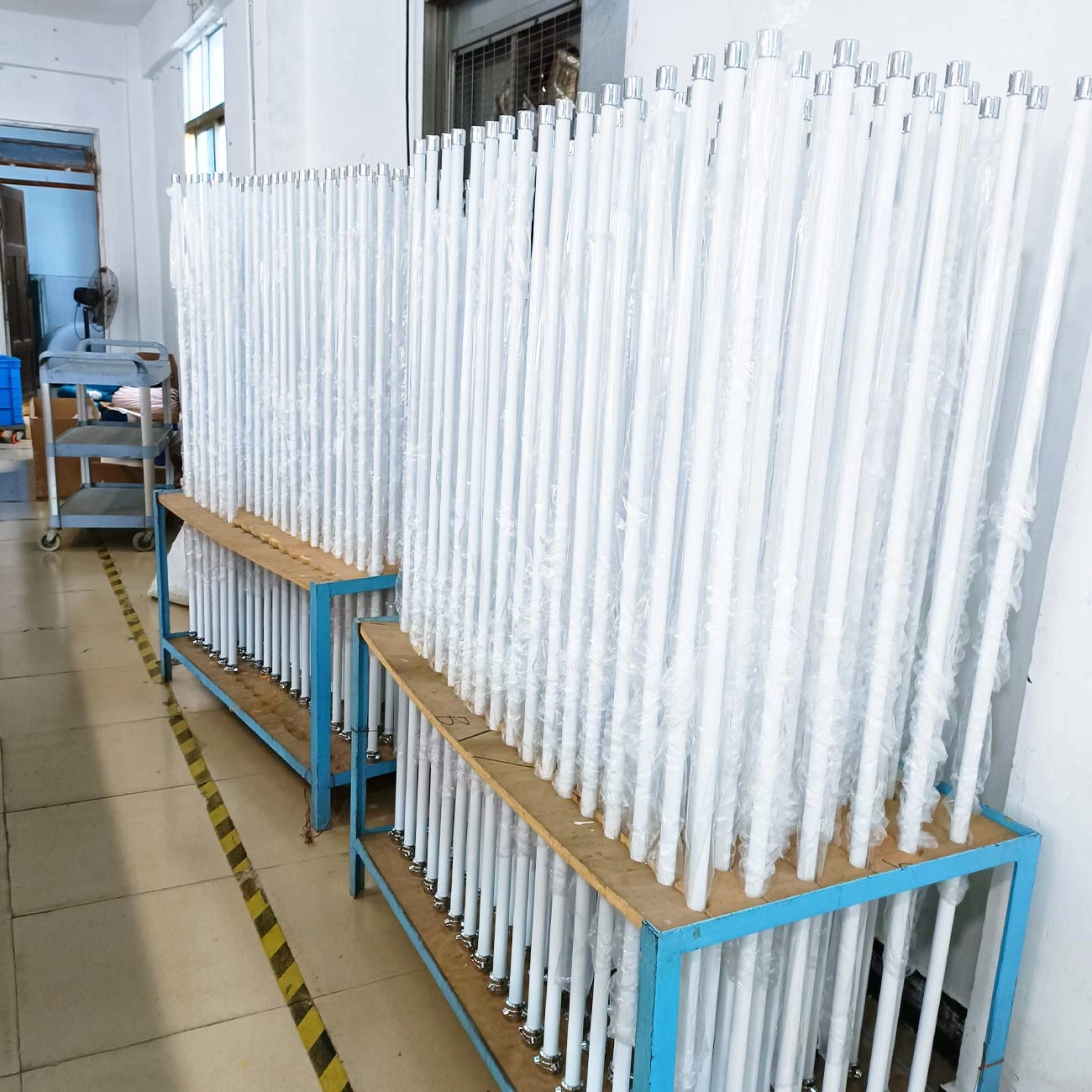 Fiberglass Base Station Antenna Omin 433/868mhz High Frequency Antenna