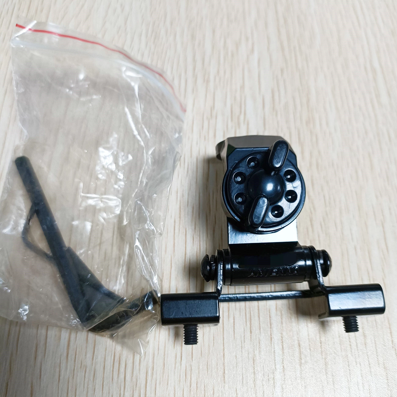 Em 81 Car Radio Rig Antenna Clamp Bracket Car Radio Luggage Clasp Antenna Bracket
