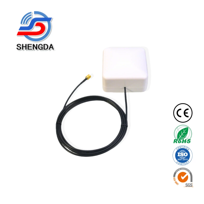 SDGPS-011 GPS L1 L5 High Gain Small Four System GLONASS GALILIE High Precision Vehicle Outdoor Panel Vehicle Antenna