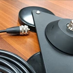 Magnetic Mounting Mobile Antenna with Strong Magnet Base for Optimal Communication