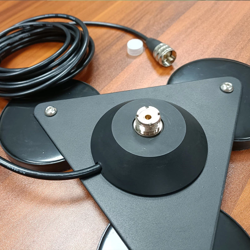 Magnetic Mounting Mobile Antenna with Strong Magnet Base for Optimal Communication